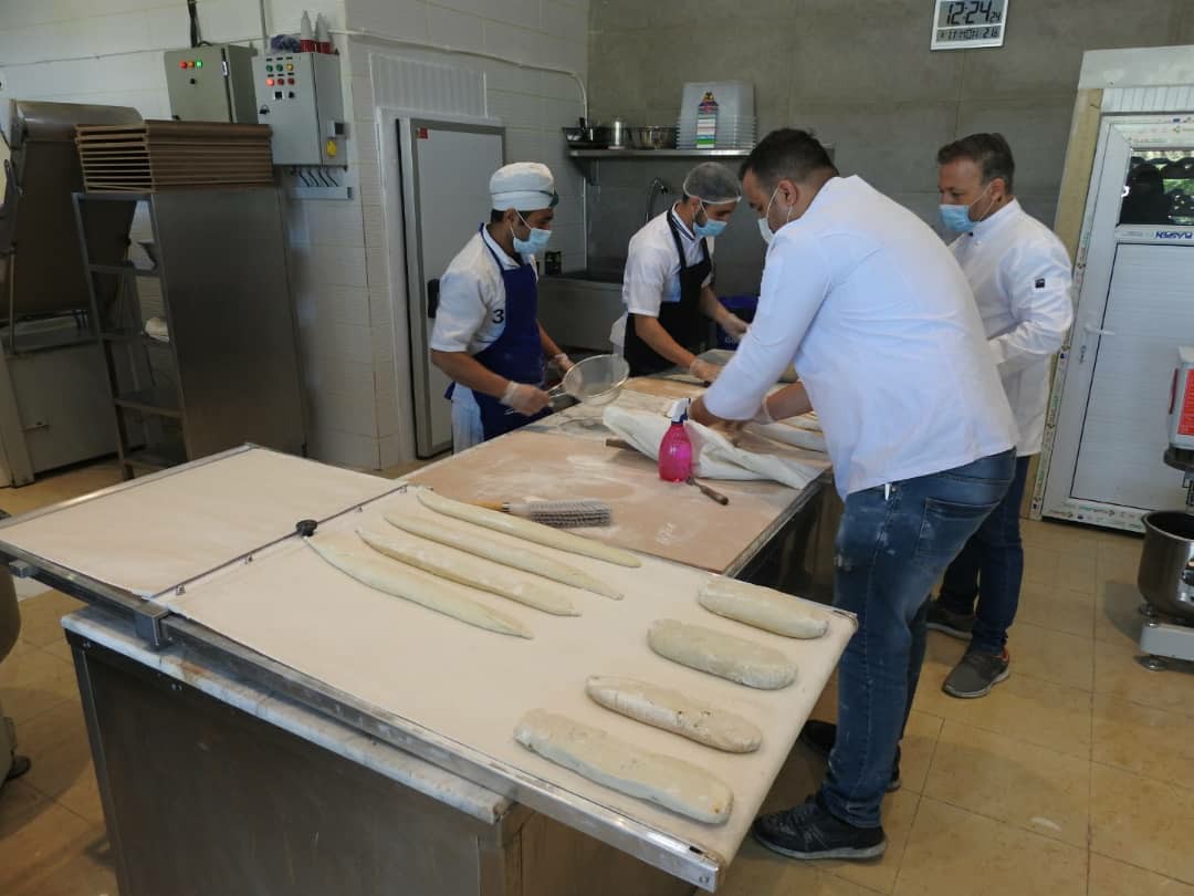 برای اولین بار در منطقه‌، نان خمیر ترش در کیش تولید شد